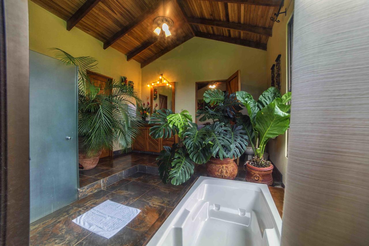 La Finca Lodge La Fortuna Extérieur photo